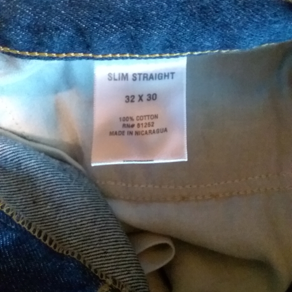 Men's 32/30 NWT jeans - Picture 2 of 3